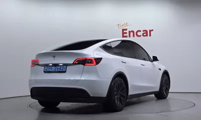 Tesla Model Y 2023, 51490 км, за 24632.15 USD