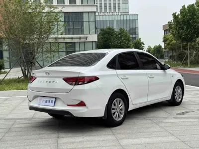 Hyundai Elantra 2021, 62000 км, за 5569.55 USD