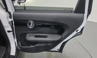 MINI Clubman 2024, 5324 км, за 23565.71 USD - фото 25