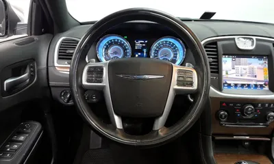 Chrysler 300C 2014, 118429 км, за 5330.56 USD - фото 13