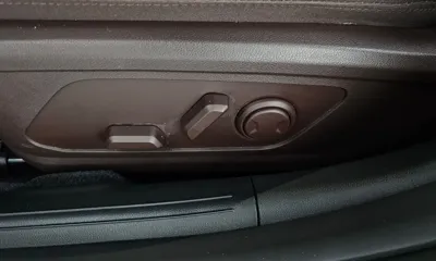 Hyundai Grandeur 2023, 30880 км, за 22739.31 USD - фото 30