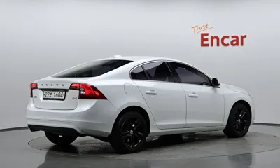 Volvo S60 2014, 198281 км, за 3581.43 USD