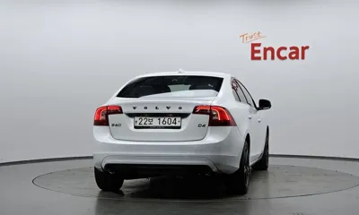 Volvo S60 2014, 198281 км, за 3581.43 USD