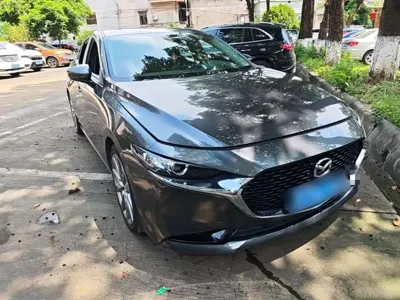 Mazda 3 Axela