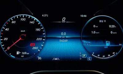 Mercedes-Benz GLC-Class 2020, 54269 км, за 23653.78 USD - фото 16