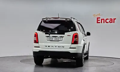 KG_Mobility_Ssangyong Rexton 2016, 143847 км, за 5942.63 USD