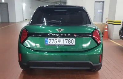 MINI Cooper 2025, 4105 км, за 23442.07 USD
