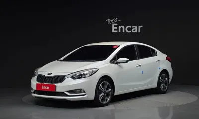 Kia K3 · 2015 год
