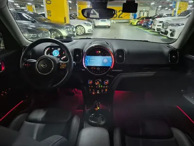 MINI Countryman 2024, 9859 км, за 25265.34 USD - фото 8