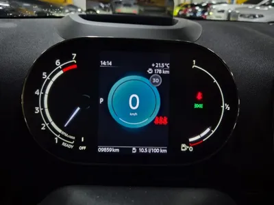 MINI Countryman 2024, 9859 км, за 25265.34 USD - фото 9