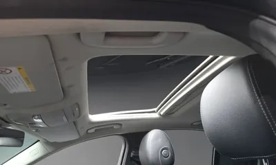 Mercedes-Benz C-Class 2019, 74433 км, за 12611.32 USD - фото 17