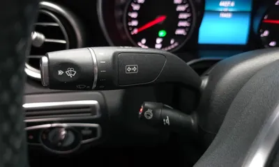 Mercedes-Benz C-Class 2019, 74433 км, за 12611.32 USD - фото 30