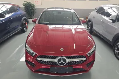 Mercedes-Benz A-Class 2021, 30700 км, за 16889 USD