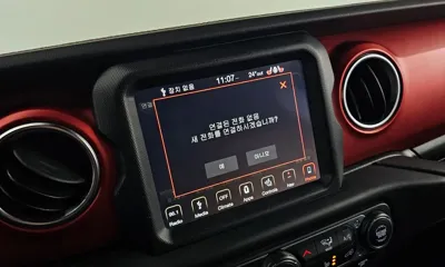 Jeep Wrangler 2019, 33711 км, за 25996.22 USD - фото 14