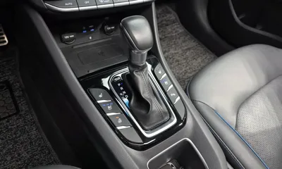 Hyundai Ioniq 2016, 80952 км, за 9051.24 USD - фото 9