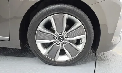 Hyundai Ioniq 2016, 80952 км, за 9051.24 USD - фото 21