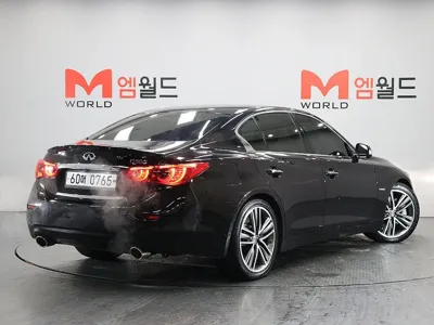 Infiniti Q50 2015, 268220 км, за 4327.72 USD