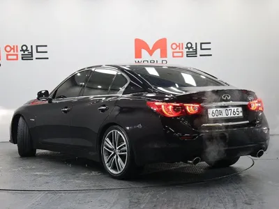 Infiniti Q50 2015, 268220 км, за 4327.72 USD