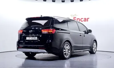 Kia Canival 2016, 84588 км, за 9205.29 USD