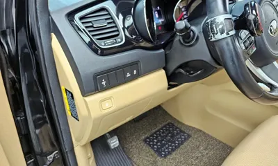 Kia Canival 2016, 84588 км, за 9205.29 USD - фото 14