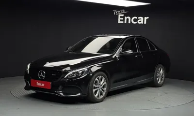 Mercedes-Benz C-Class · 2017 год