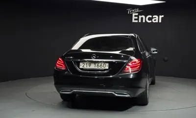 Mercedes-Benz C-Class 2017, 169977 км, за 8704.41 USD