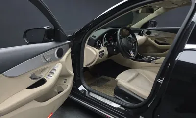 Mercedes-Benz C-Class 2017, 169977 км, за 8704.41 USD - фото 10