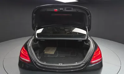 Mercedes-Benz C-Class 2017, 169977 км, за 8704.41 USD - фото 20