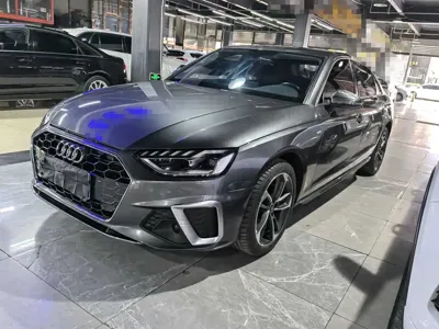 Audi A4L · 2022 год