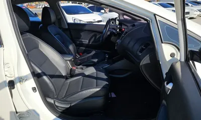 Kia K3 2015, 51887 км, за 4550.48 USD - фото 10