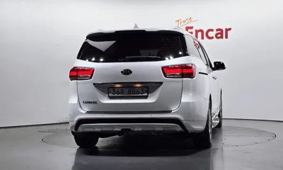 Kia Canival 2017, 129718 км, за 7361.57 USD