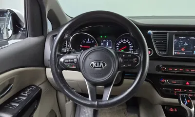 Kia Canival 2017, 129718 км, за 7361.57 USD - фото 13