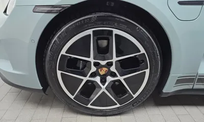 Porsche Taycan 2025, 13452 км, за 95297.93 USD