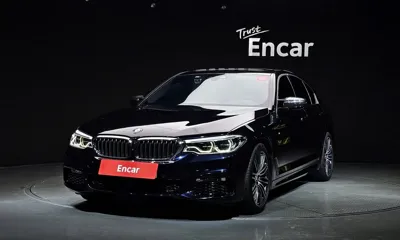 BMW 5-Series · 2020 год