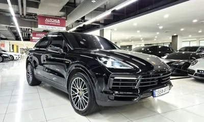 Porsche Cayenne 2023, 23402 км, за 76786.62 USD
