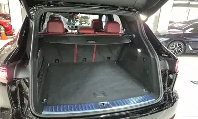 Porsche Cayenne 2023, 23402 км, за 76786.62 USD - фото 6