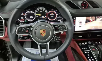 Porsche Cayenne 2023, 23402 км, за 76786.62 USD - фото 10