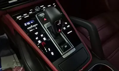 Porsche Cayenne 2023, 23402 км, за 76786.62 USD - фото 11