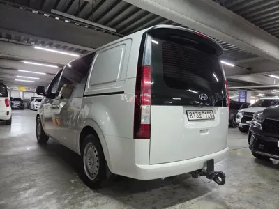 Hyundai Staria 2023, 47235 км, за 14305.24 USD