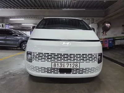 Hyundai Staria 2023, 47235 км, за 14305.24 USD