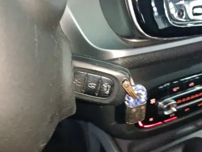 Smart Smart Fortwo 2019, 61700 км, за 6979.64 USD - фото 9