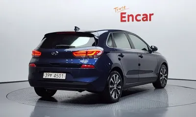 Hyundai i30 2018, 153214 км, за 5880.41 USD