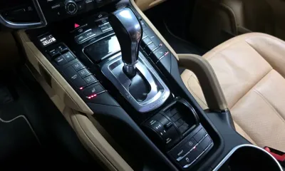 Porsche Cayenne 2014, 146311 км, за 11171.35 USD - фото 9