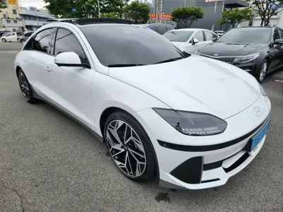 Hyundai Ioniq6 2023, 45270 км, за 22972.91 USD