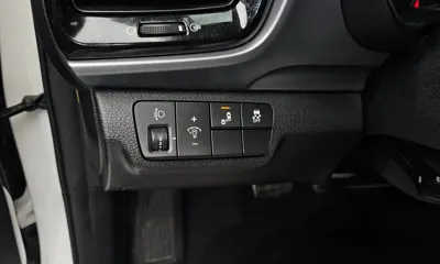 Kia Stonic 2020, 42148 км, за 9686.01 USD - фото 16