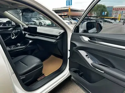 Haval H6 2024, 22000 км, за 12315.68 USD