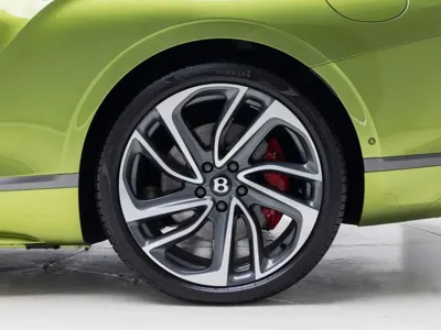 Bentley Continental 2025, 5484 км, за 270895.24 USD