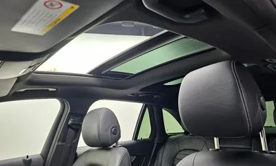 Mercedes-Benz GLC-Class 2018, 49188 км, за 21333.86 USD - фото 19
