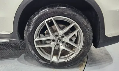 Mercedes-Benz GLC-Class 2018, 49188 км, за 21333.86 USD - фото 21