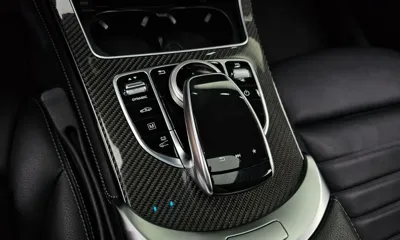 Mercedes-Benz GLC-Class 2018, 49188 км, за 21333.86 USD - фото 27